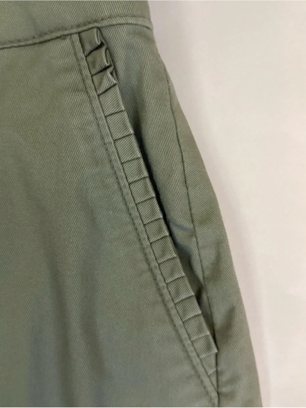 NWT Lane Bryant Girlfriend Shorts Size 18 Green